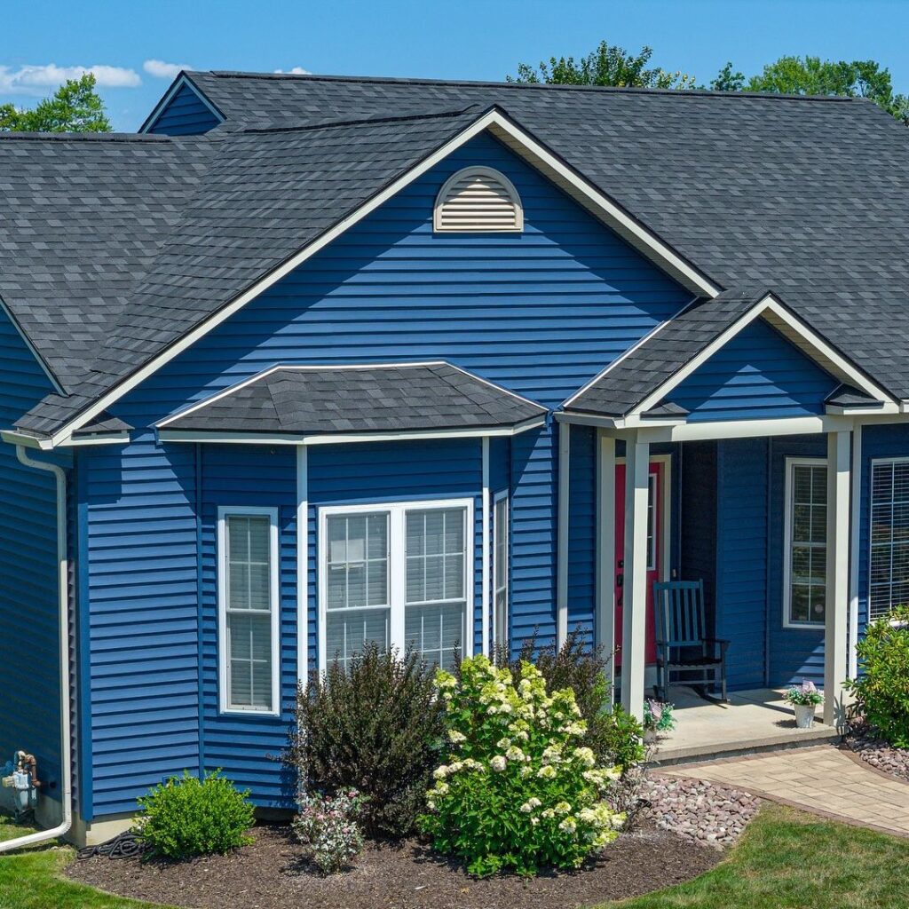 Residential siding project by Melo